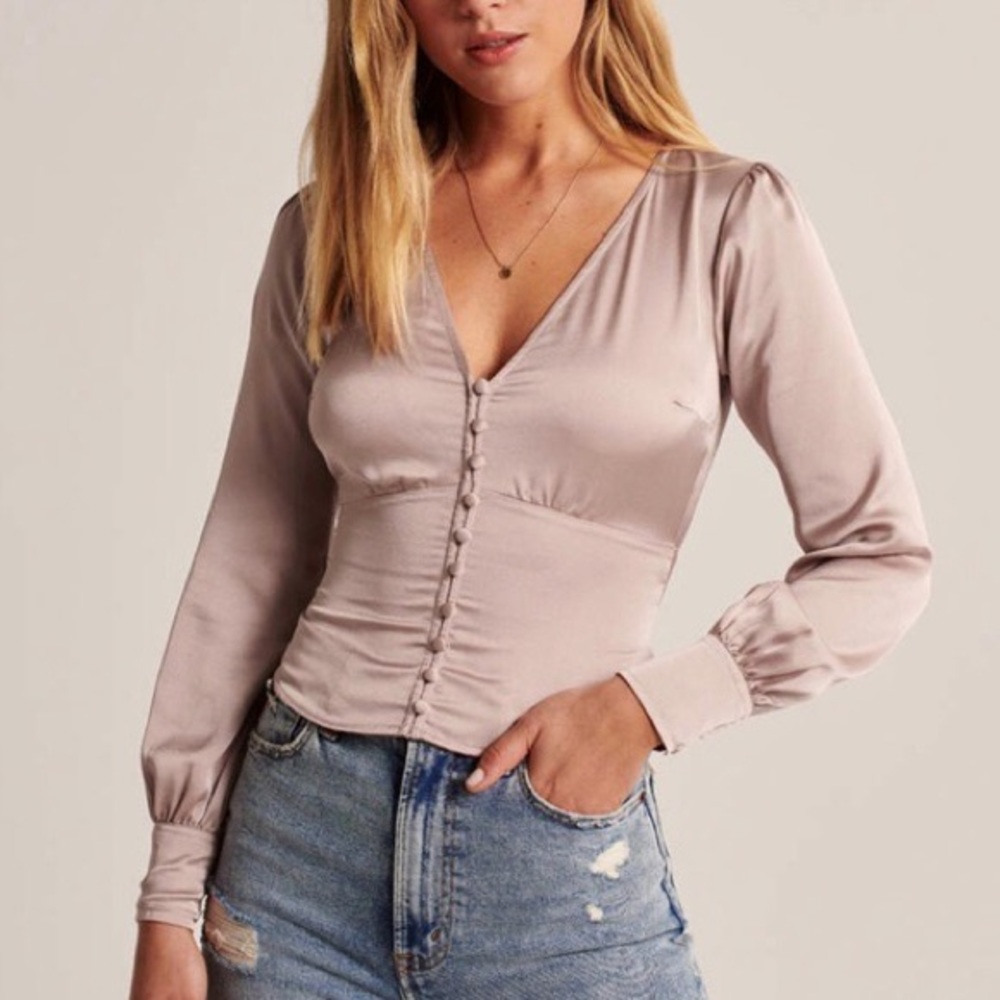 NWOT Abercrombie Long Sleeve Satin Blouse